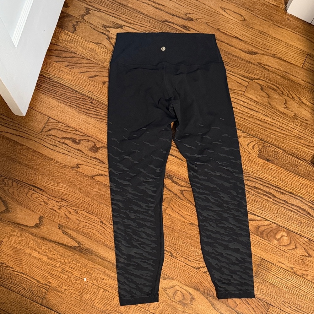 lululemon athletica Black Textured High-Rise Leggings - Picture 2 of 2